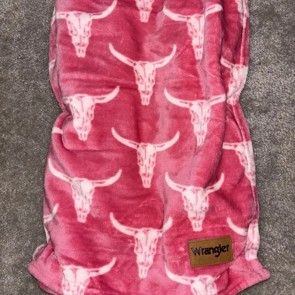 Wrangler Pink Longhorn Cow Steer Cowgirl Western Plush Throw Blanket 60x70 NEW